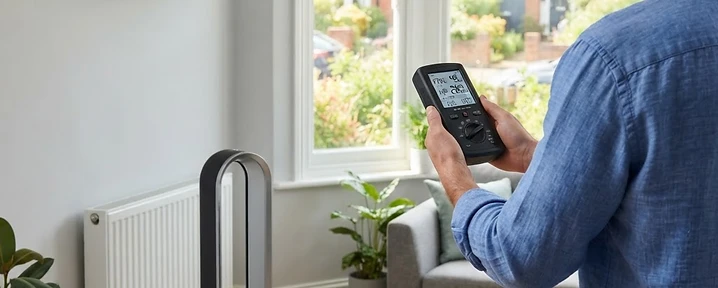 Air-to-Air Heat Pumps vs. Traditional Fans: The Efficiency Verdict