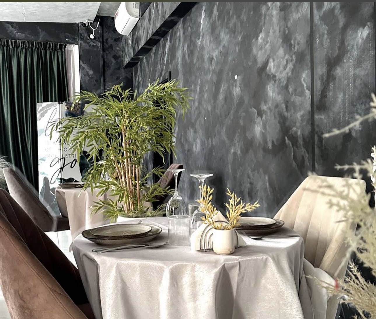 Salle du restaurant CAPRICE