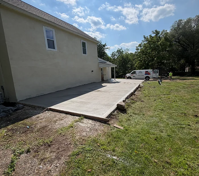 Side walkway, smooth finish