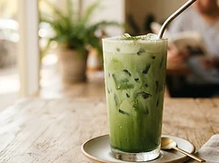 Iced Matcha (bebida especial)
