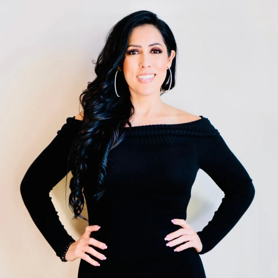 Melissa Barba with clients