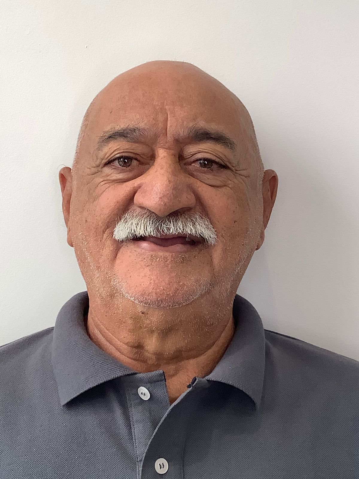 Reabilitação com implantes — antes