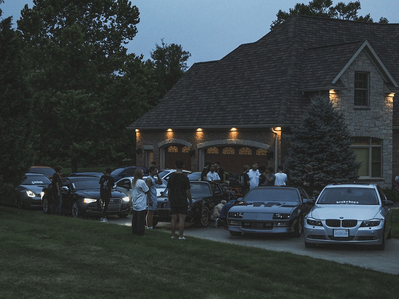 Twilight meet at the house