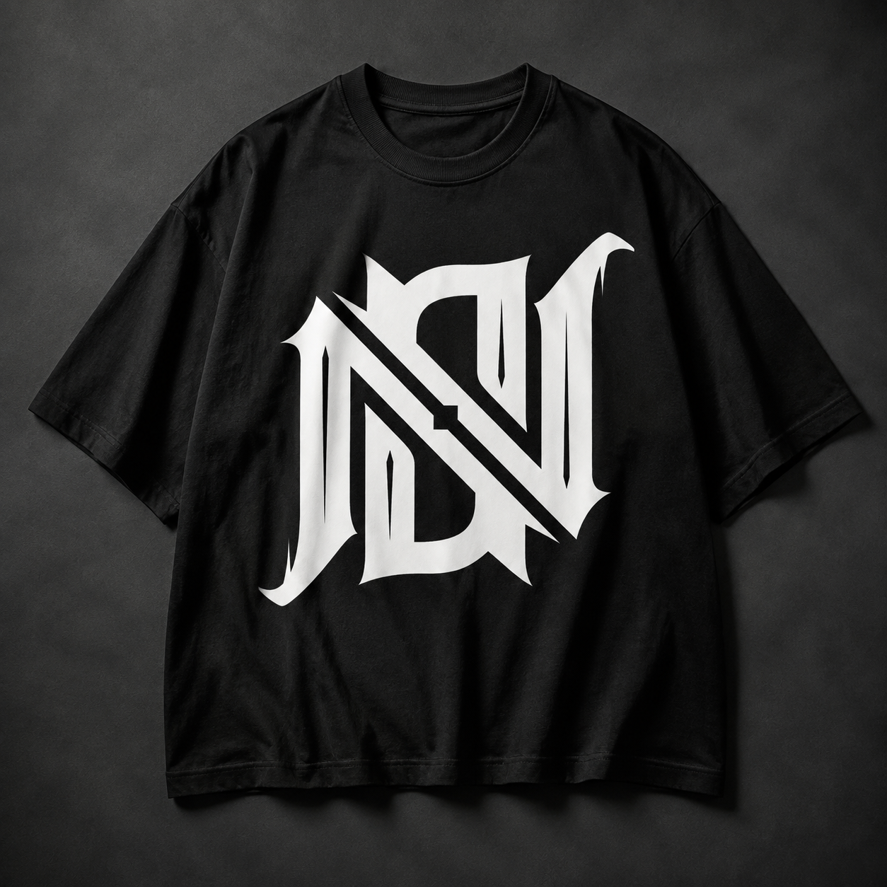 Czarna koszulka z logo NS