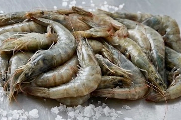 GFS 30/40 Seafood cut from Vietnam, vacuum packed frozen export