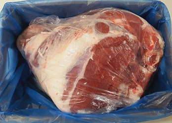 GFS True Herd open export carton with vacuum packed frozen beef from South Africa