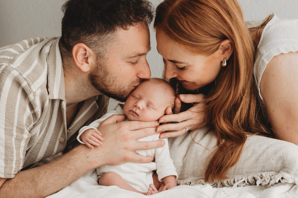 Fotoshoot baby in de daglichtstudio