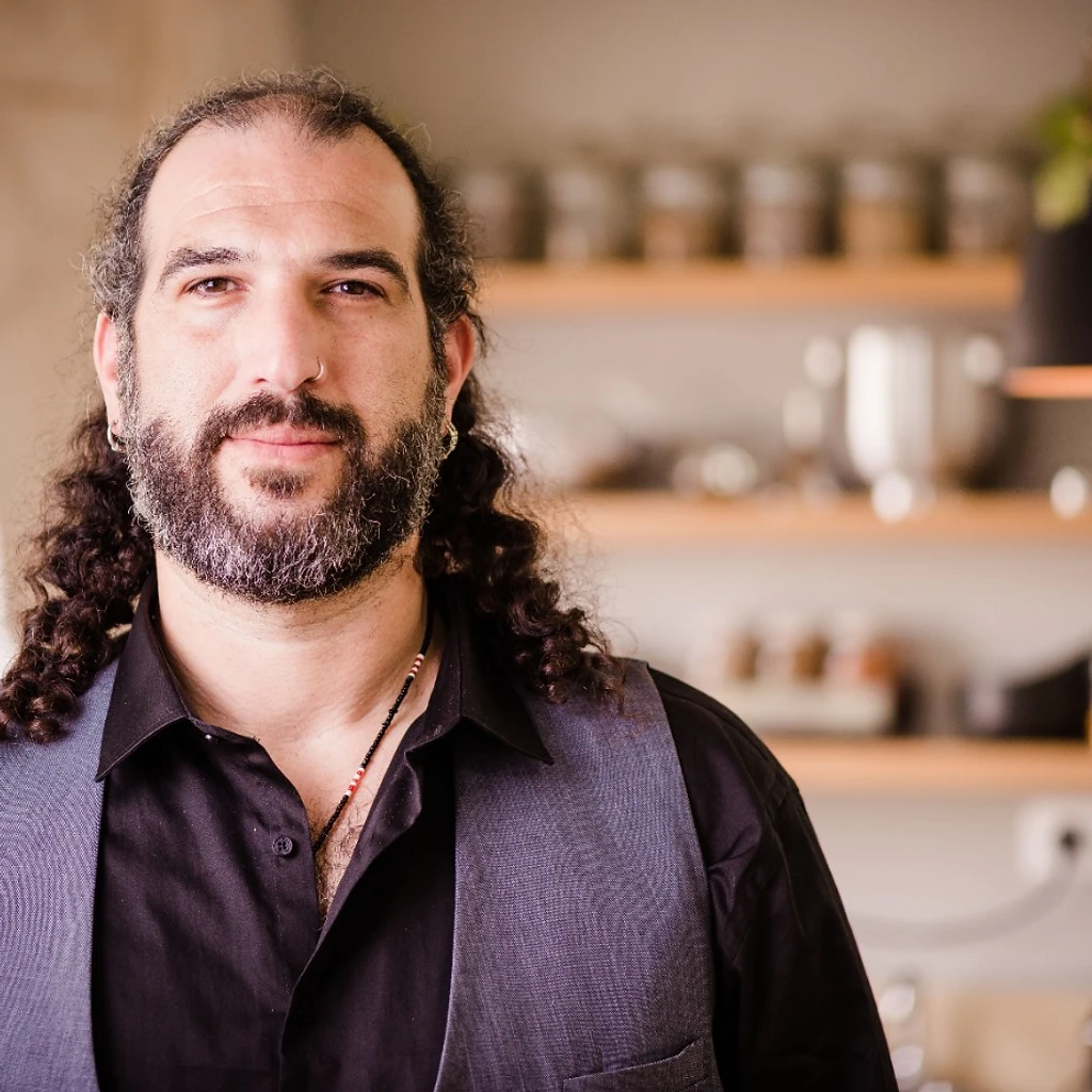 שי יצחקי — סטודיו לעיצוב ואדריכלות פנים