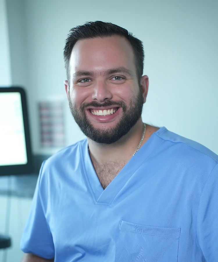 Dr. Riera