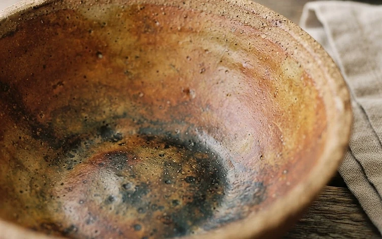 A Guide to Glaze Finishes (Glossy, Matte, and Everything Between)