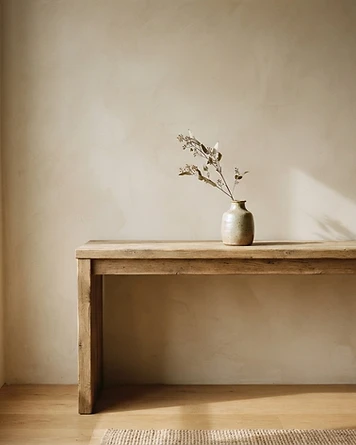 The Quiet Art of the Empty Surface