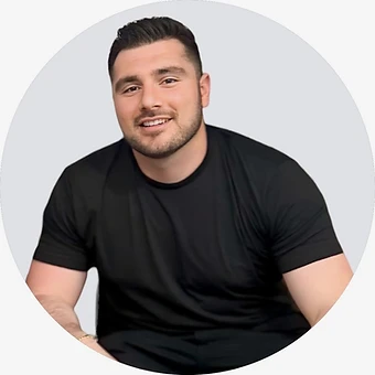 Samuel Akopian, Founder & Owner of United Choice Insurance Agency