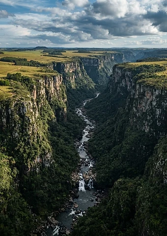 Trekking nos Cânions de São José dos Ausentes