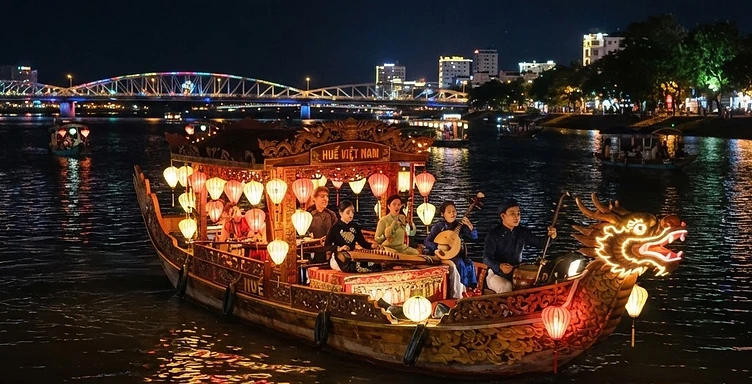 Ca Hue on the Perfume River: Boat & Lanterns
