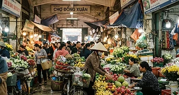 Dong Xuan Market Dawn & 36 Old Streets by Bus 09