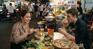 Mekong Evening Food Crawl: Banh Xeo & Hotpot