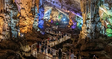 Sung Sot Cave & Floating Village Bay Day