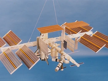 1/721 Scale ISS Model