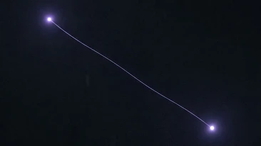 Long-Distance D/s: Maintaining Your Dynamic Across Time Zones