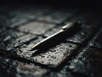 The Ballpoint Pen: A Solution Born from Puddles
