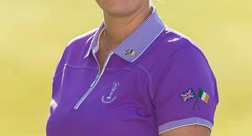 Maria Tulley PGA Professional on the fairway