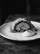 Wild salmon Wellington