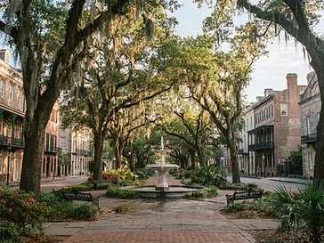 Savannah Squares Walking Tour: The Bull Street Route from River to Fountain