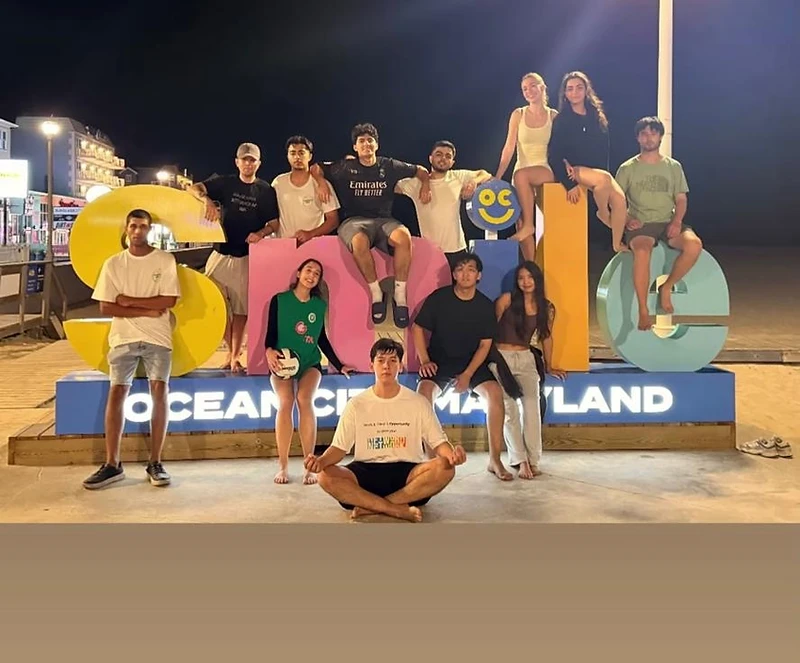 Young people participating in an international experience