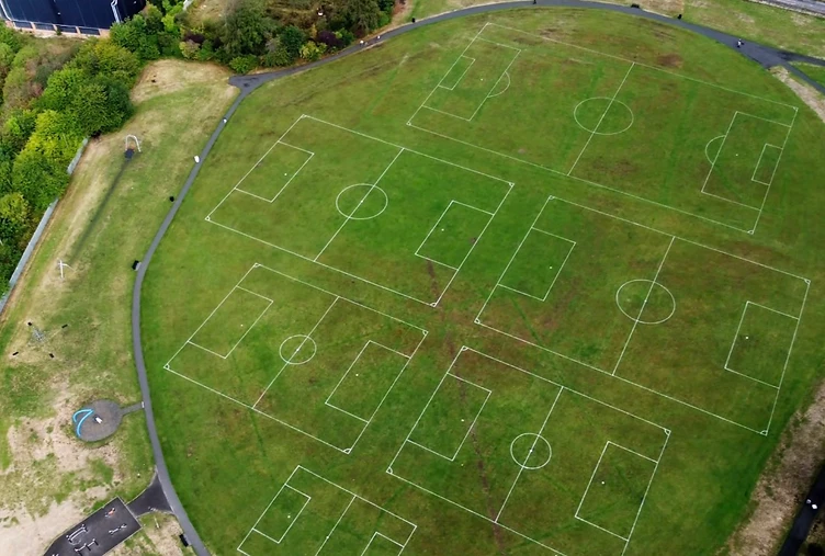 Pitch marking in Kingston Bagpuize