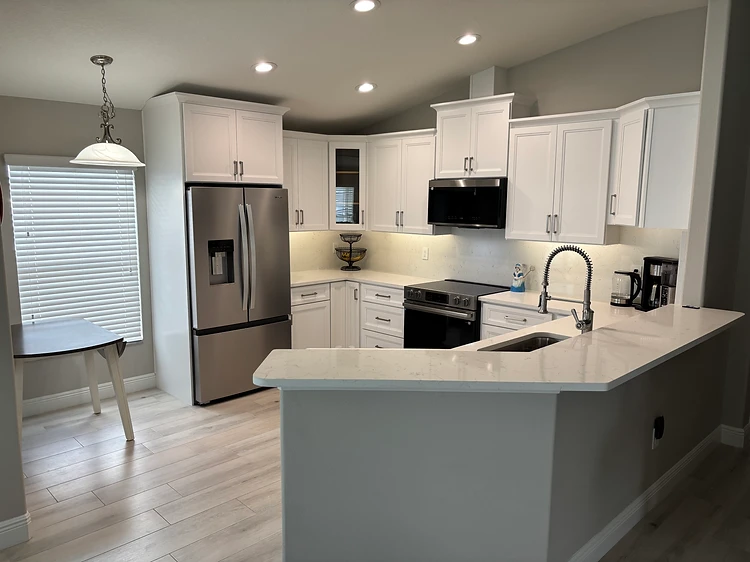 Modern Kitchen Remodel in Tampa, FL