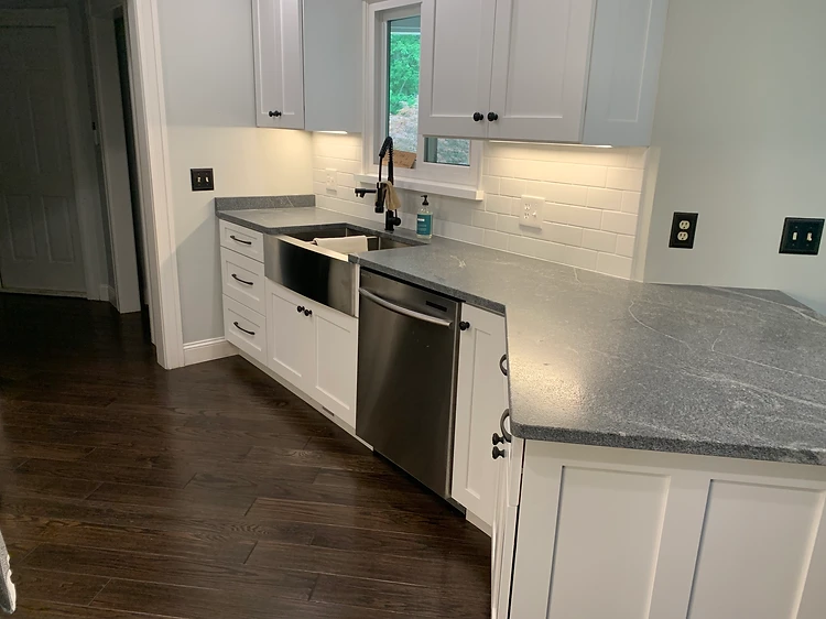White Kitchen Cabinet Upgrade in Ruskin, FL