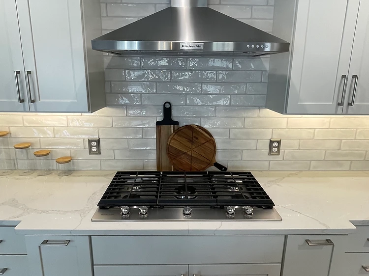 Kitchen Range Hood Cabinets in Tampa, FL