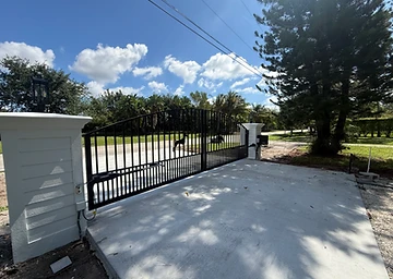 Ornamental Circle Swing Gate — electric gate installation in Central Florida