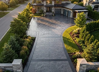 Hillcrest Estate Driveway
