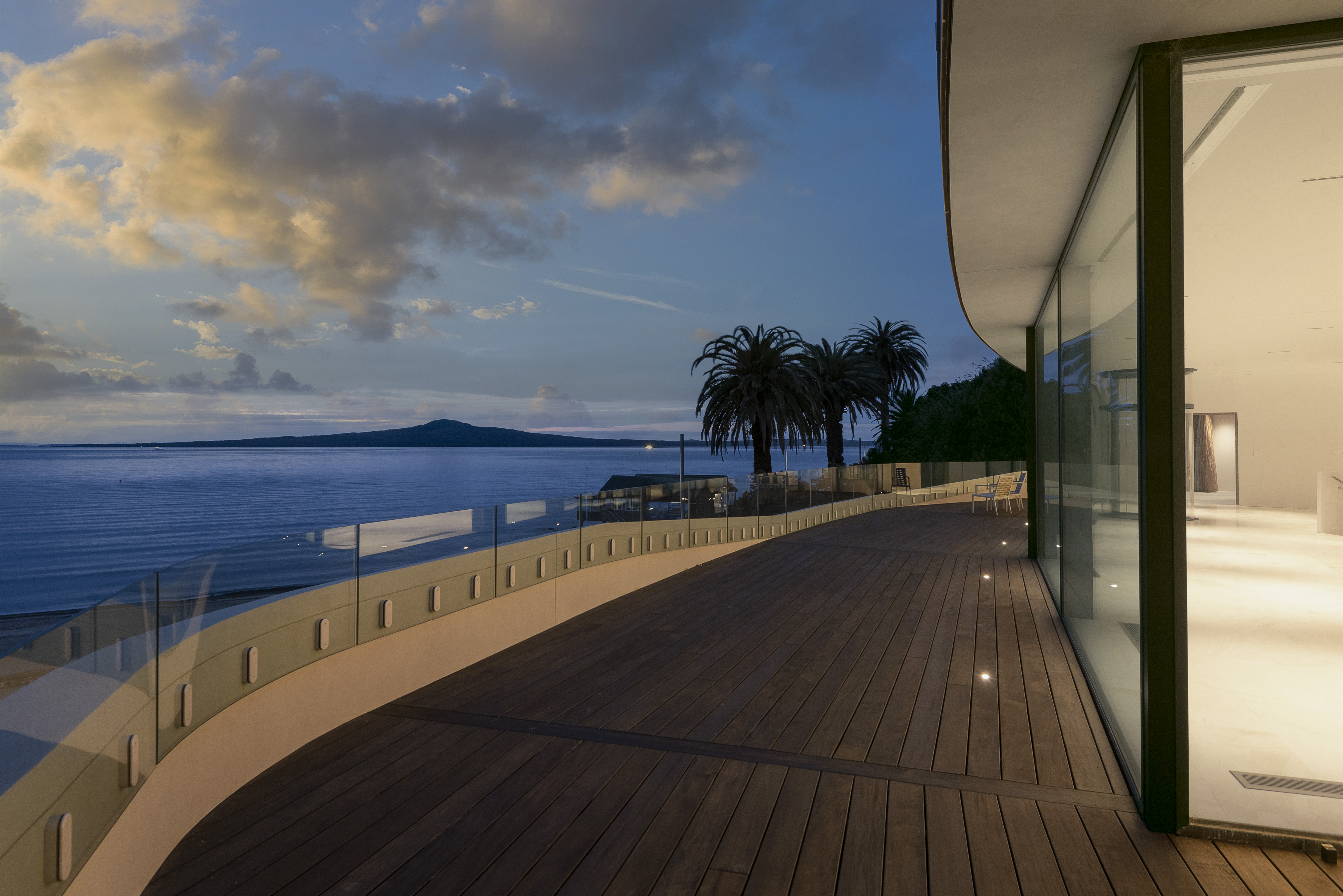 Tamaki Drive — image 4