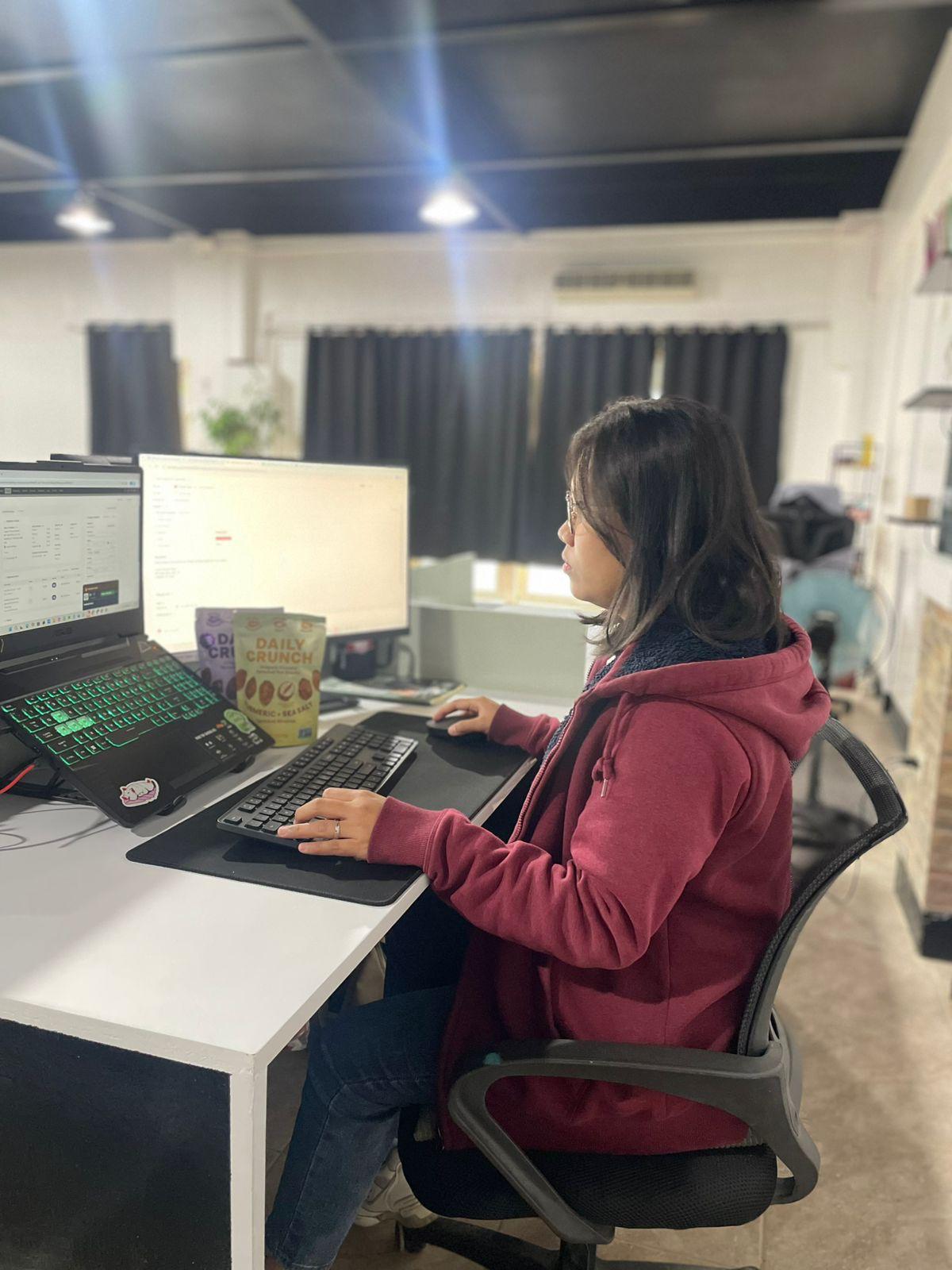 A FUN Hub assistant at work