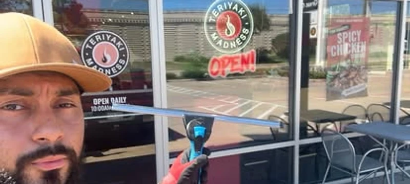 Storefront & Entryway Cleaning exterior cleaning
