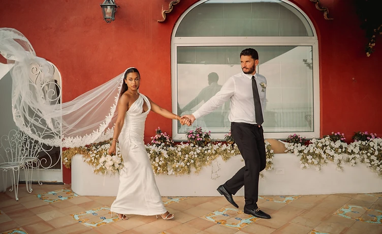An intimate wedding, exactly as you imagined it.