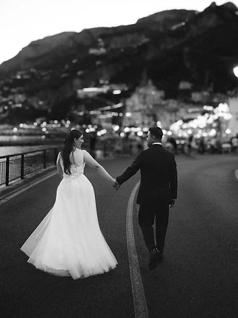 Wedding photography holding the atmosphere of the day