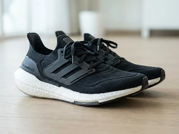 Adidas Ultraboost 22 - UK 8 - Light Running Use