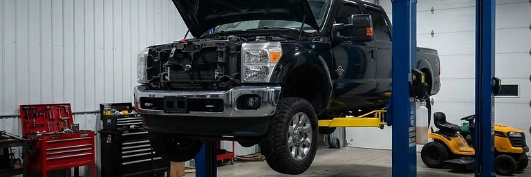 Mavs Auto service bay