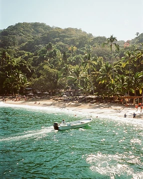 Climbing & Surfing Yoga Retreat in Mexico · photo 9