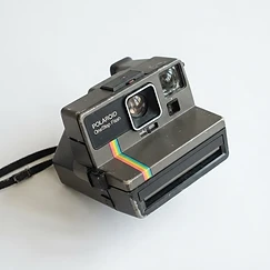 Vintage Polaroid 600 Instant Camera