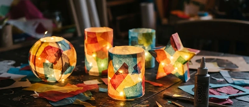 Upcycling-Quallen im Illuseum