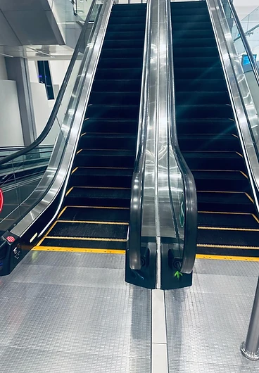 مصعد Escalator — سوق الغروي في جازان، السعودية | FUJI TRIENNIUM LIFT
