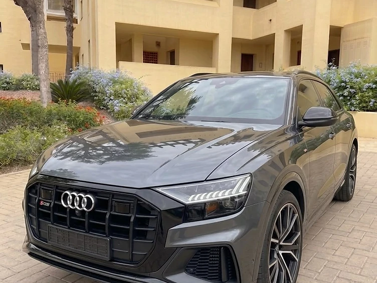 Audi SQ8