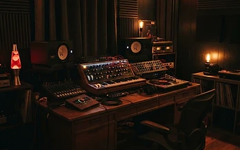 Nachtschicht: Was in einem Self-Service-Studio wirklich passiert, wenn niemand zuschaut