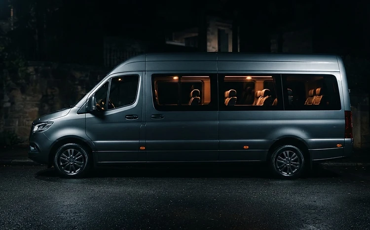 COMBI MINI BUS 13s