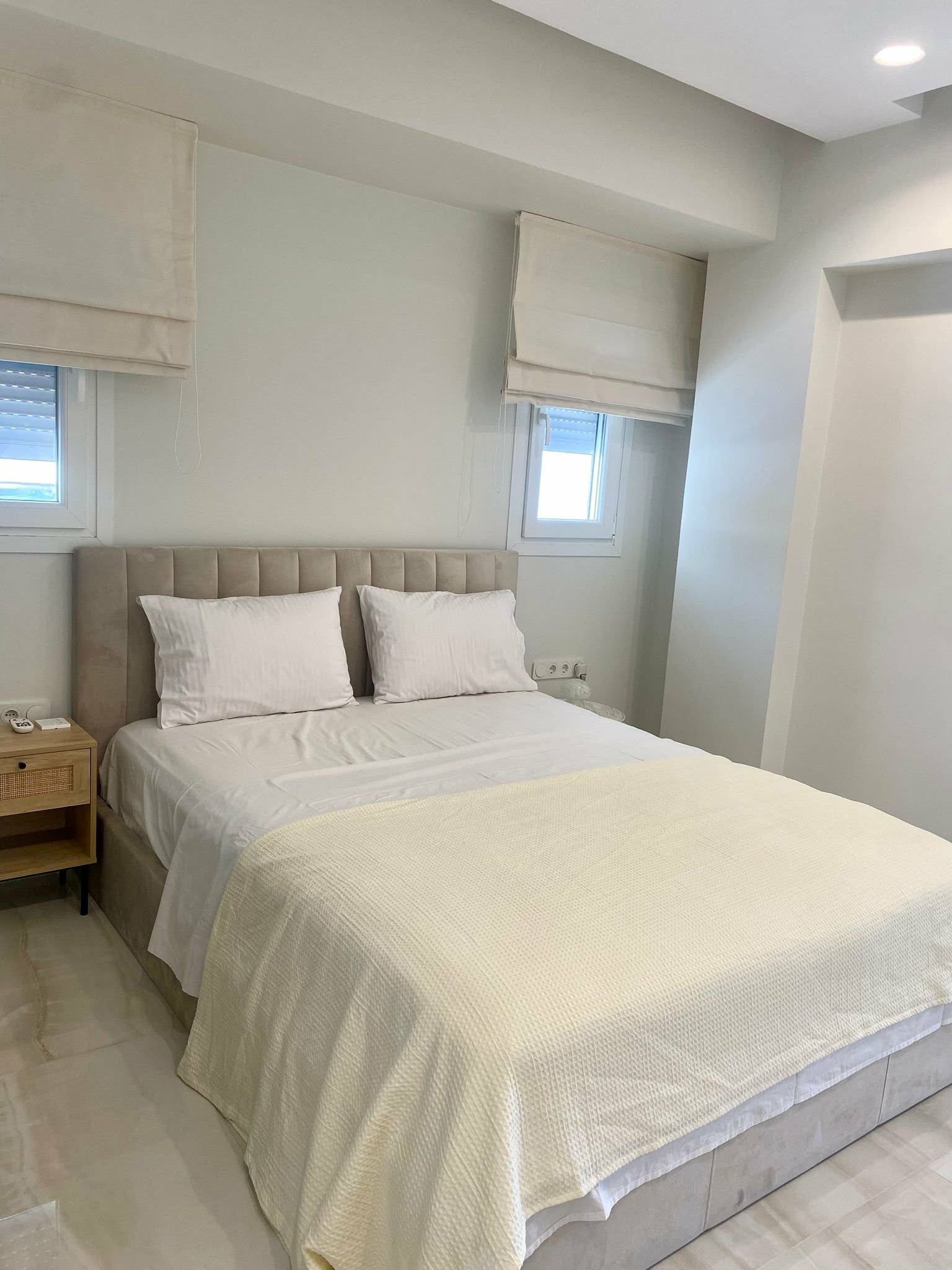 Double bed with waffle throw