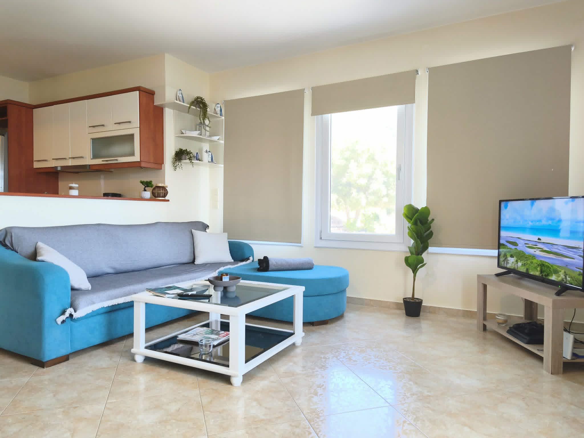 Open-plan living room & kitchen